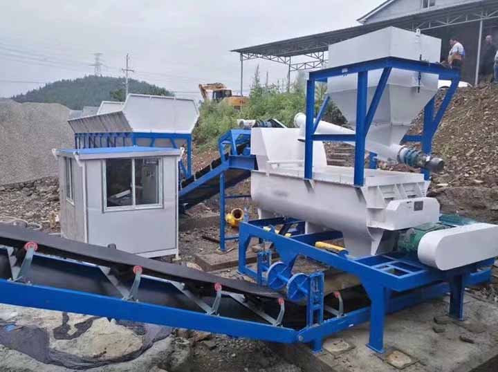 穩(wěn)定土拌合站施工現(xiàn)場圖1 穩(wěn)定土拌合站施工現(xiàn)場圖1