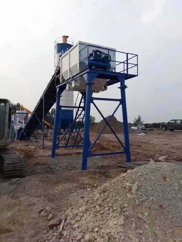 穩(wěn)定土拌合站施工現(xiàn)場圖5 穩(wěn)定土拌合站施工現(xiàn)場圖5