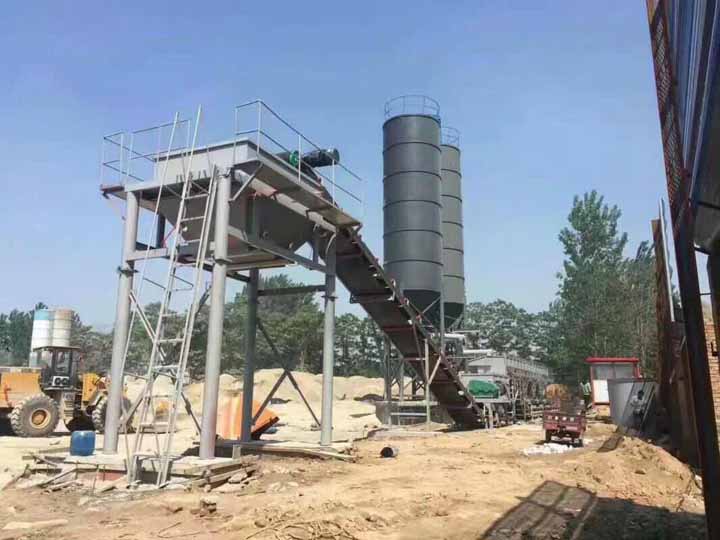 穩(wěn)定土拌合站施工現(xiàn)場圖13 穩(wěn)定土拌合站施工現(xiàn)場圖13