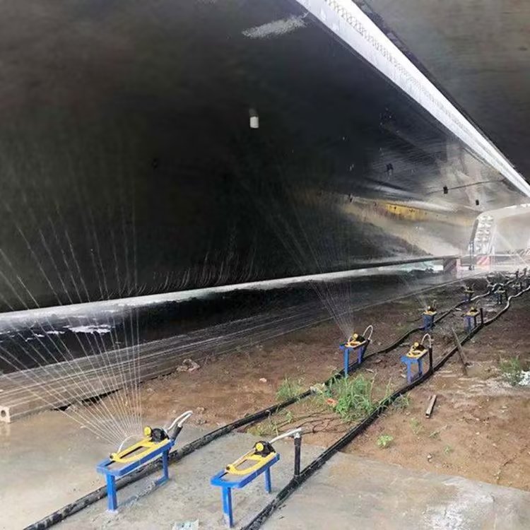 布料機(jī)、大型布料機(jī)、行走式布料機(jī)、圓筒布料機(jī)、行走式液壓布料機(jī)、移動(dòng)式液壓布料機(jī)、電動(dòng)布料機(jī)、手動(dòng)布料機(jī)、梁場專用液壓布料機(jī)